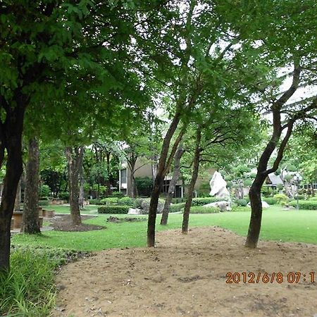 Phranakhon Grand View Banguecoque Exterior foto